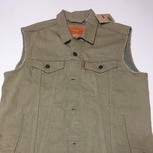 Levi’s tan trucker denim vest